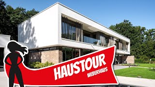 Haustour 3 Millionen Luxusvilla vom Architekten als Fertighaus Weberhaus  Hausbau Helden [upl. by Eneladgam]