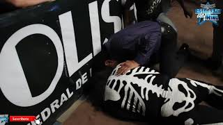 Caída de la Parka en la Arena Coliseo de Monterrey [upl. by Eilac]