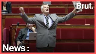 La grosse colère de Jean Lassalle en pleine Assemblée [upl. by Saretta]